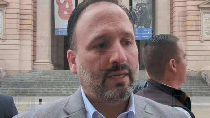 Gobierno estatal monitorea daños por lluvias y llama a mantenerse informados