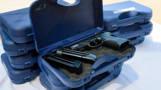 Entrega alcalde Bonilla chalecos balísticos y armas cortas para policías municipales