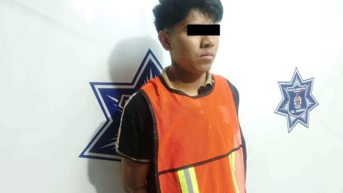 Arrestan a dos extorsionadores de comerciantes