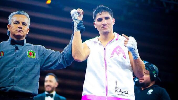 Marco Verde gana en Sinaloa su primera pelea profesional