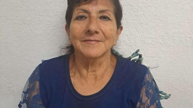 Solicitan apoyo para localizar a familia de mujer extraviada