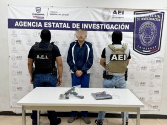 Arresta AEI a hombre que escondía pistola en mochila en la colonia Granjas de Chapultepec