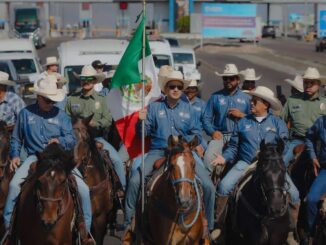 Recibe alcalde Marco Bonilla a Cabalgata Villista en Sacramento