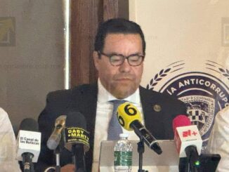 Congelan cuentas y aseguran propiedades del extitular de Hacienda y a su hija 