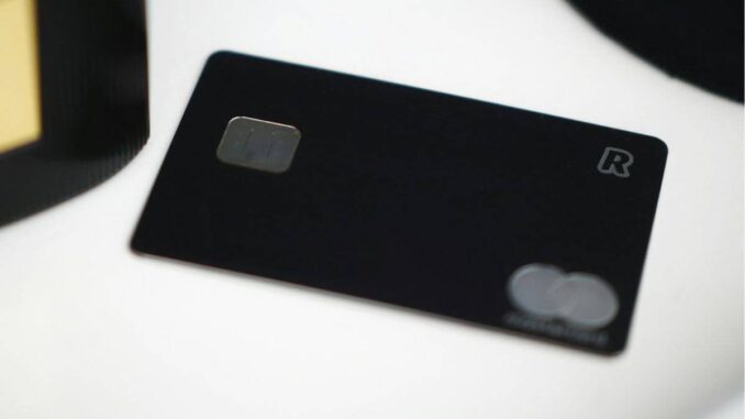 Desmantelan red de estafadores integrada por exempleados de bancos