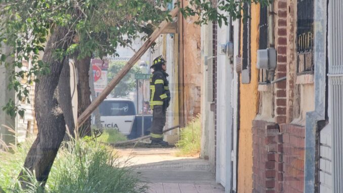 Se quema vivienda en ruinas de la colonia Obrera