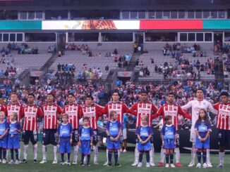 Chivas vencen en penaltis a Charlotte y se mantienen con vida