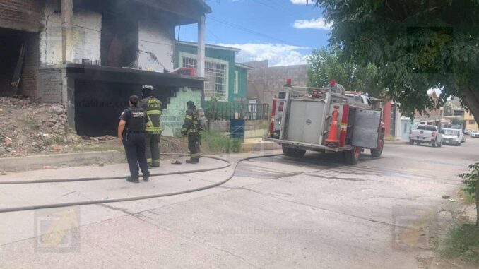 Incendio consume vivienda abandonada en colonia Mármol II