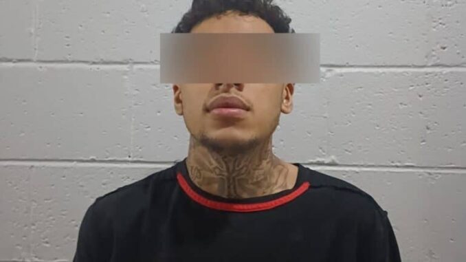 Vinculan a presunto extorsionador de una mujer en Ciudad Juárez