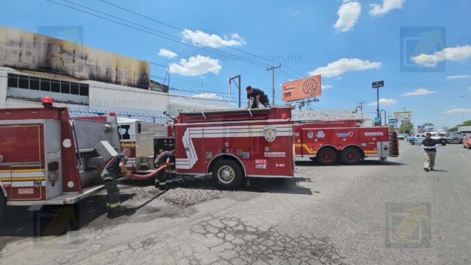 Se registra incendio en bodega de Paseos de Chihuahua
