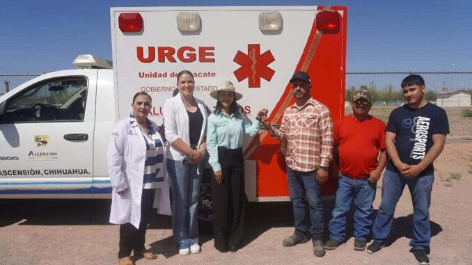 Impulsan servicios de emergencia con nueva ambulancia en el Distrito 01