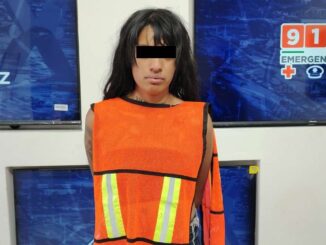 Se drogaba en su auto frente a su hija; la detienen