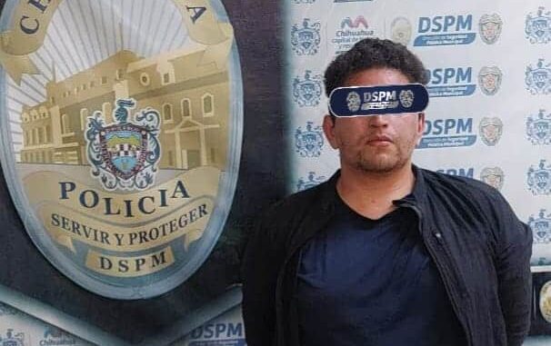 Presentan a detenido por lesiones a dos policías tras persecución policiaca