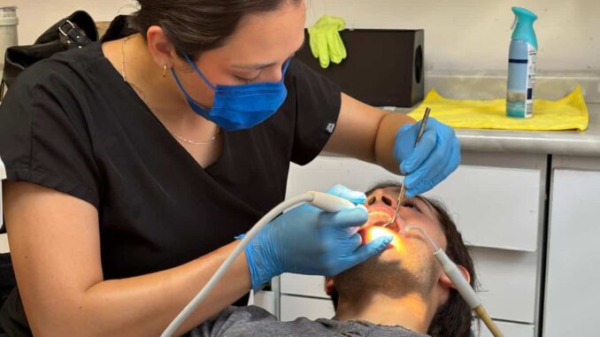 Invita Municipio aprovechar servicios de salud bucal que ofrece del IMPAS a las familias