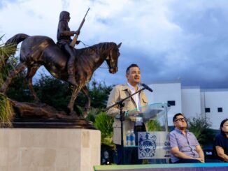 Trasladan monumento del jefe Victorio a la Plaza Tierra de Encuentro