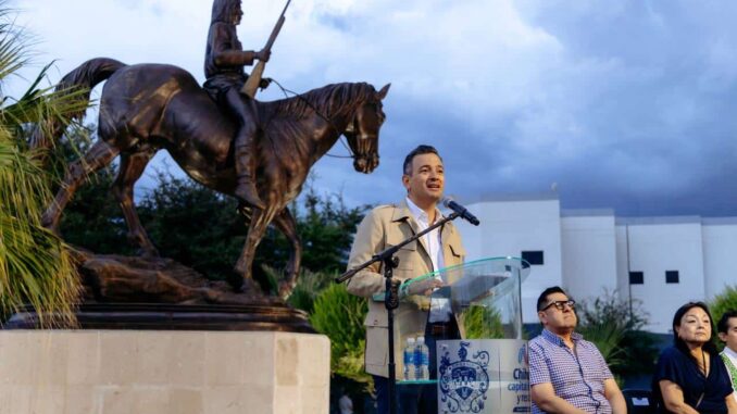 Trasladan monumento del jefe Victorio a la Plaza Tierra de Encuentro
