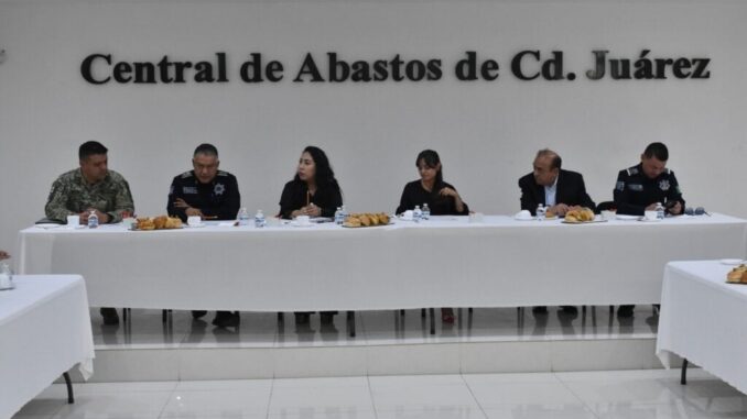 Exponen autoridades de los tres órdenes de Gobierno, trabajo de seguridad ante miembros de la Central de Abastos