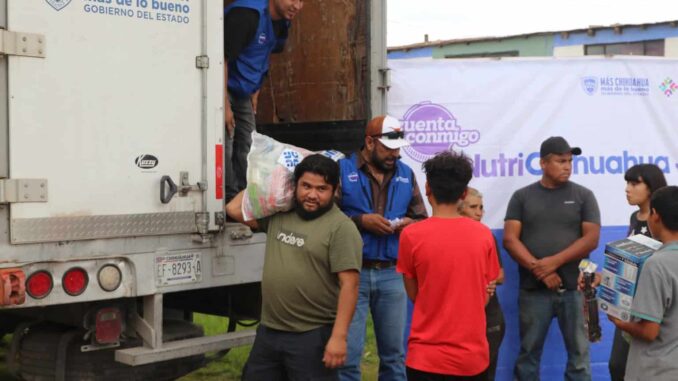 Entrega NutriChihuahua apoyos alimentarios en jornada de vacunación contra el sarampión en Cuauhtémoc