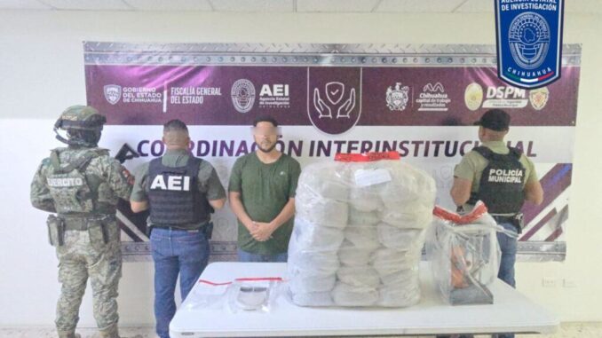 En cateo en el Cerro de la Cruz detienen a vendedor de drogas con metanfetamina y marihuana