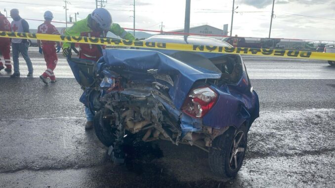 Choque frontal en Corredor Comercial deja un conductor fallecido; responsable huye