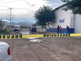 Hallan sin vida a hombre en situación de calle frente a taller mecánico en Plan de Ayala