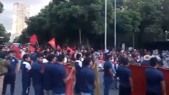 Saldo blanco en la tercera marcha contra la gentrificación en CDMX