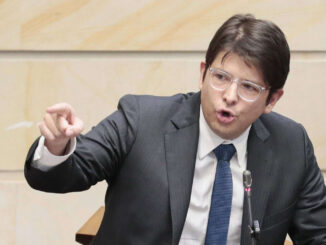 Otro menor de edad se presenta ante la Fiscalía colombiana por atentado a Uribe Turbay