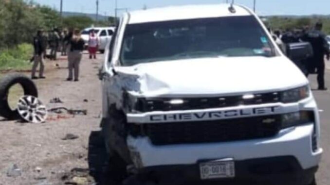 Muere ministerial en persecución de un robacarros sobre la vía corta a Chihuahua; un detenido