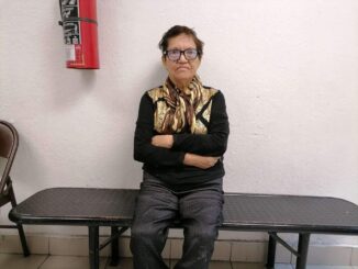 Solicitan apoyo de la comunidad para localizar a la familia de mujer extraviada