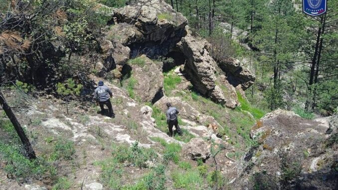 Localizan restos humanos en cueva del municipio de Bocoyna