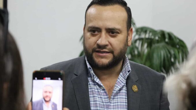 Reconoce Arturo Medina coordinación entre Maru Campos y Federación para atender Guadalupe y Calvo