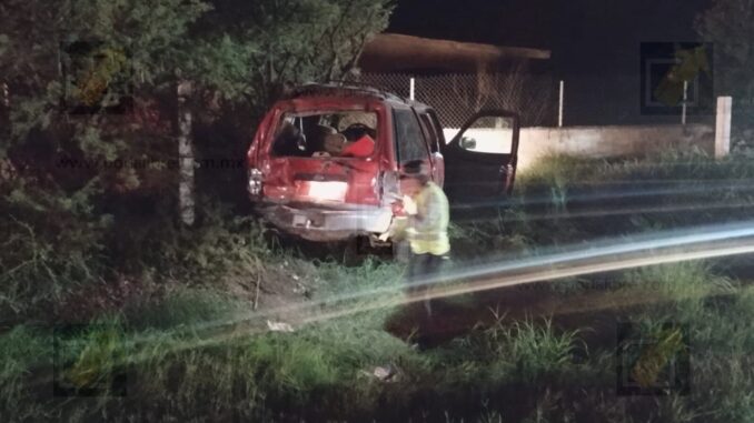 Niña pierde la vida y 11 personas resultan lesionadas en choque sobre la carretera Delicias–Chihuahua
