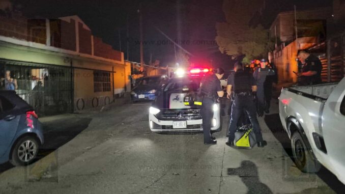 Agreden a agentes de Vialidad a balazos tras persecución en la colonia Diego Lucero