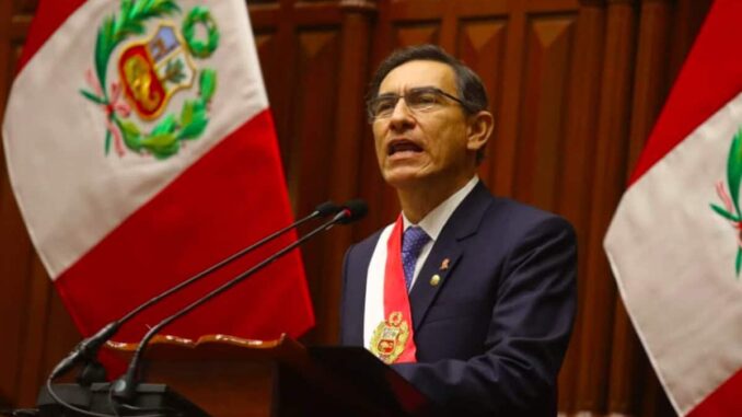 Tribunal de Perú ordena la excarcelación del expresidente Vizcarra en juicio por sobornos