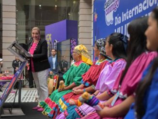Maru Campos encabeza ceremonia por la Conmemoración del Día de la Mujer Indígena