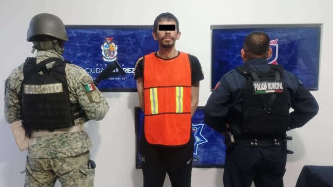 Arrestan a hombre con orden de aprehensión
