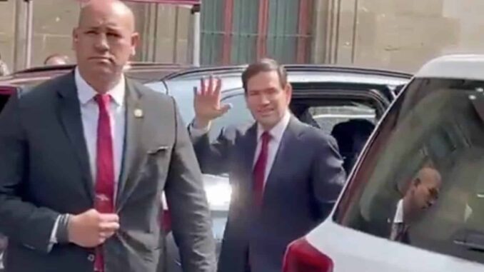 Marco Rubio llega a Palacio Nacional para reunirse con Sheinbaum