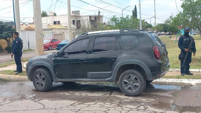 Recupera Policía del Estado vehículo con reporte de robo con violencia en la capital