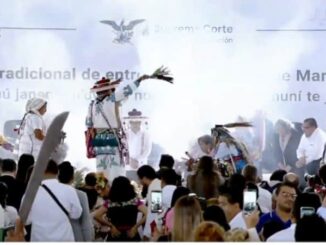 Mientras en CdMx los nuevos ministros de la SCJN, de rodillas se encomiendan a Quetzalcóatl