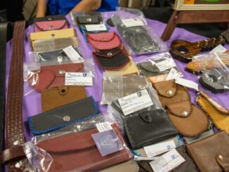 Promueven el autoempleo con venta de productos de la Escuela de Artes y Oficios y Casa de los Abuelos