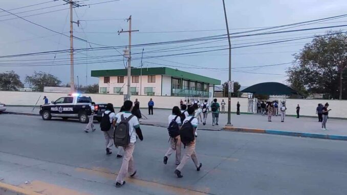Implementan operativo de seguridad por regreso a clases