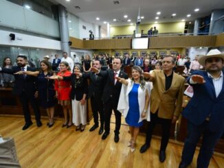 Elige Congreso su nueva mesa directiva