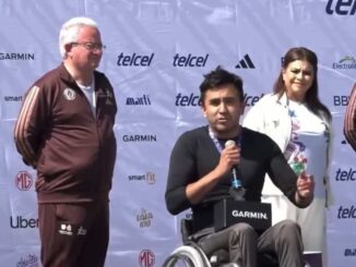 Atleta en silla de ruedas denuncia discriminación y mal estado de las calles tras maratón