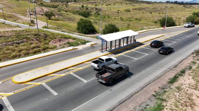 Instala Gobierno del Estado parabús en la UTCH Sur