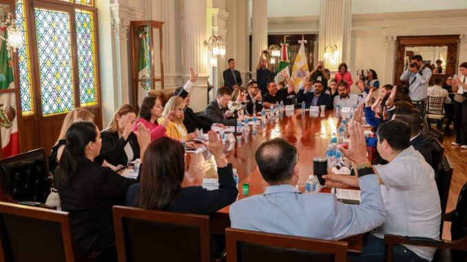 Aprueba Cabildo sesión solemne para el cuarto informe del alcalde Marco Bonilla