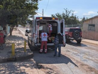 Accidente en moto deja a mujer lesionada en la colonia 11 de Febrero