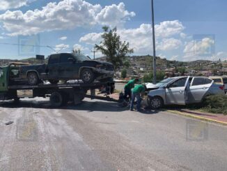 Accidente en avenida Pacheco deja una mujer lesionada y severos daños materiales