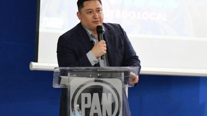 Impulsa Alfredo Chávez unidad y trabajo rumbo al 2027 en encuentro con militantes panistas