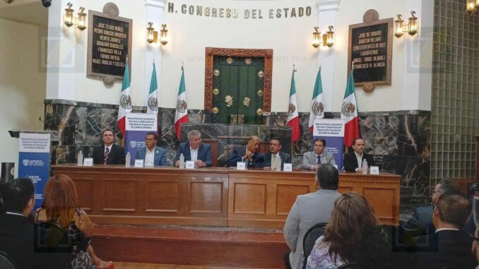 Toman protesta a nuevos directivos de Preparatorias del Estado