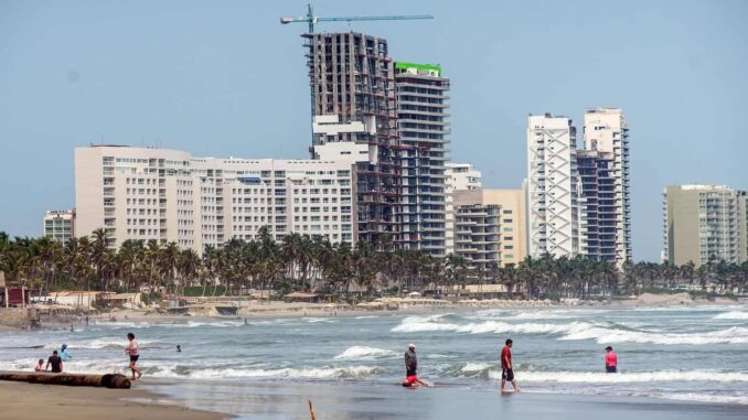 Hoteleros y empresarios prevén impacto por alerta de viaje de EE.UU. a Guerrero